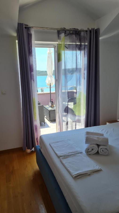 Apartmani Ferdi Trogir Extérieur photo