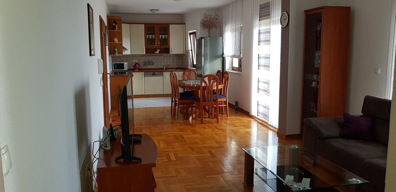 Apartmani Ferdi Trogir Extérieur photo