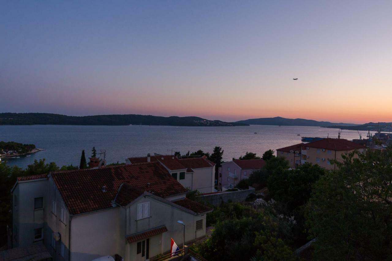 Apartmani Ferdi Trogir Extérieur photo